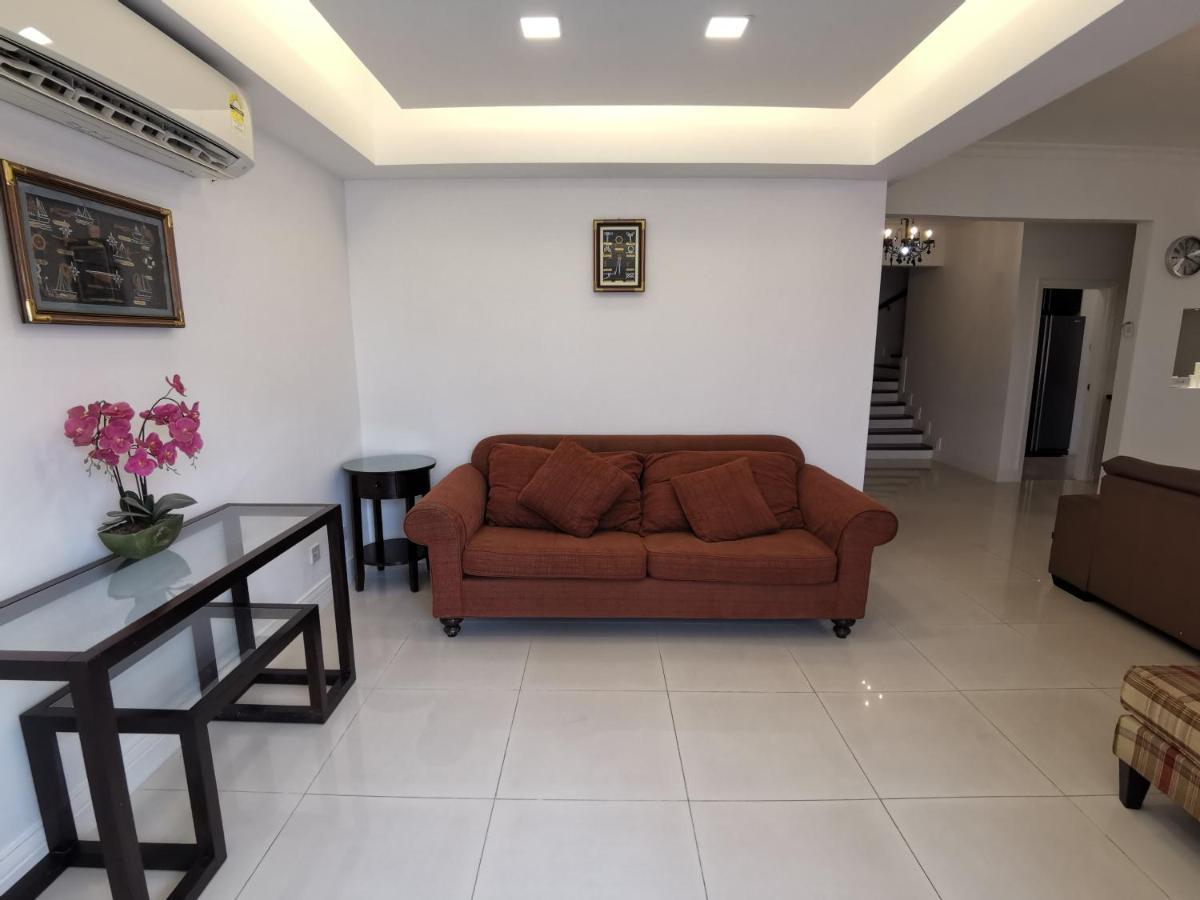 Apartamento de 362 m2 com 3 quarto Apartamento Kota Kinabalu Exterior foto