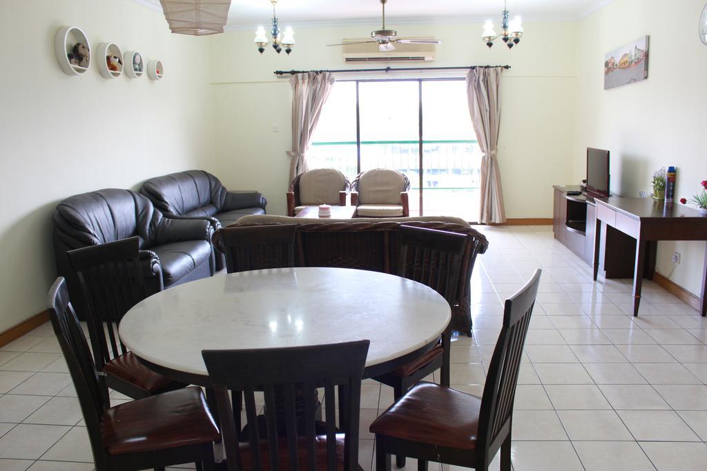 Apartamento de 362 m2 com 3 quarto Apartamento Kota Kinabalu Exterior foto