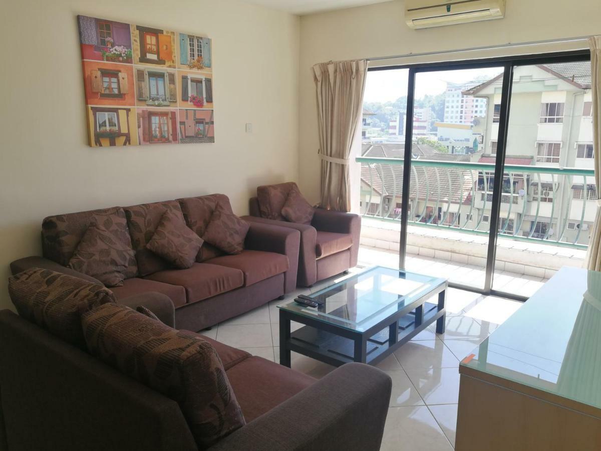 Apartamento de 362 m2 com 3 quarto Apartamento Kota Kinabalu Exterior foto